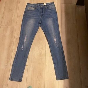 Jeans pants 🙆🏾‍♀️❤️